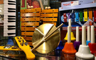 Детские музыкальные инструменты